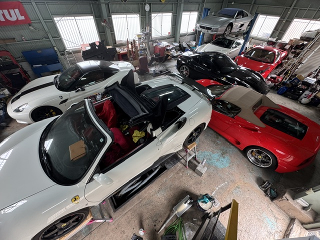 スーパーカーのことなら全てお任せください